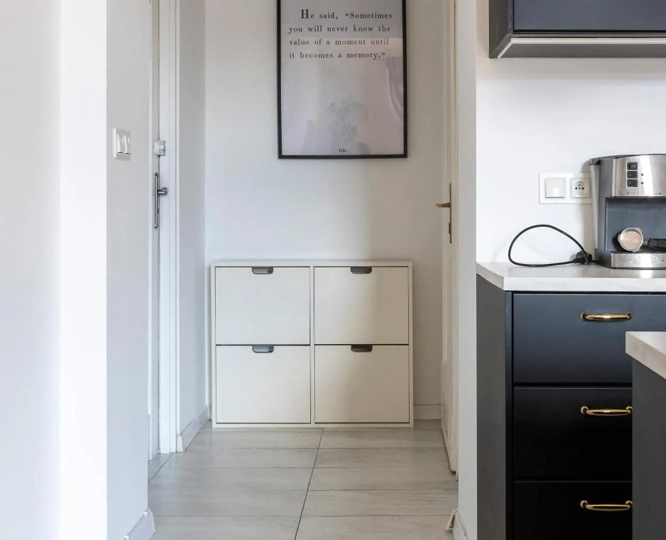 Krakow Apartments - Balcony, Workspace, Tram Stop - By Rentujemy