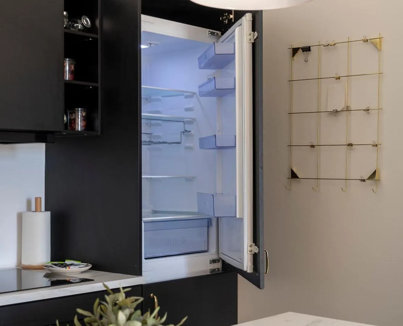Krakow Apartments - Balcony, Workspace, Tram Stop - By Rentujemy