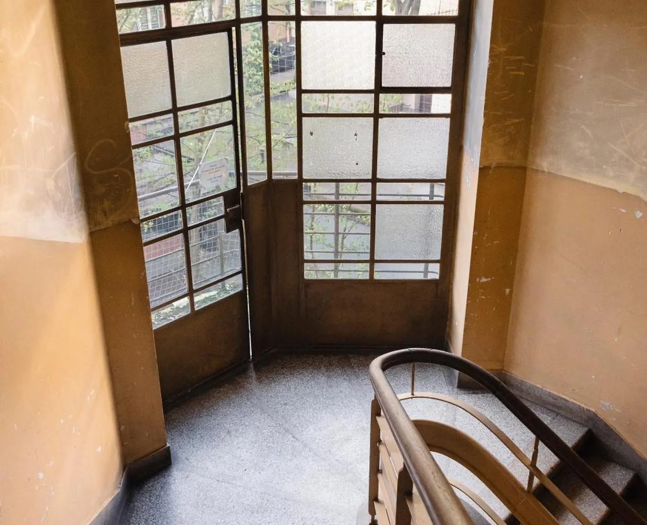 Krakow Apartments - Balcony, Workspace, Tram Stop - By Rentujemy