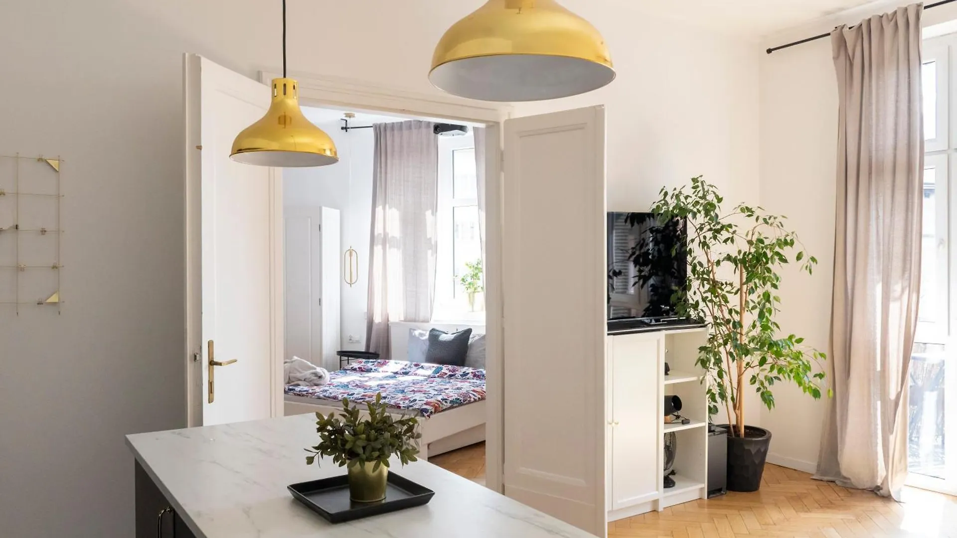 Krakow Apartments - Balcony, Workspace, Tram Stop - By Rentujemy 0*,  Poland
